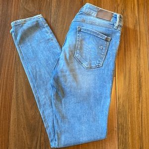 Hidden jeans size 28